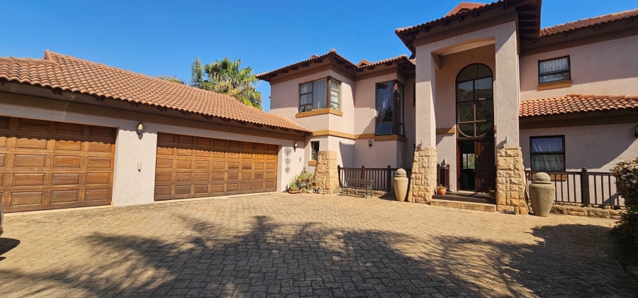 5 Bedroom Property for Sale in Birdwood Estate North West